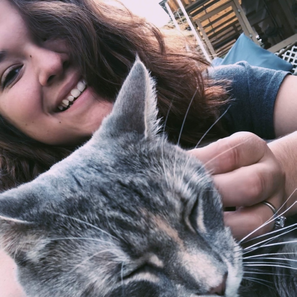 Meet your Posher, Alessandra Victoria